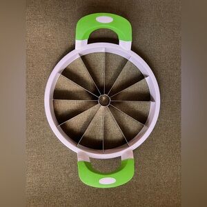 Large 15”x 11” Slicer & Corer - Fruit Wedger - Watermelons Pineapples etc